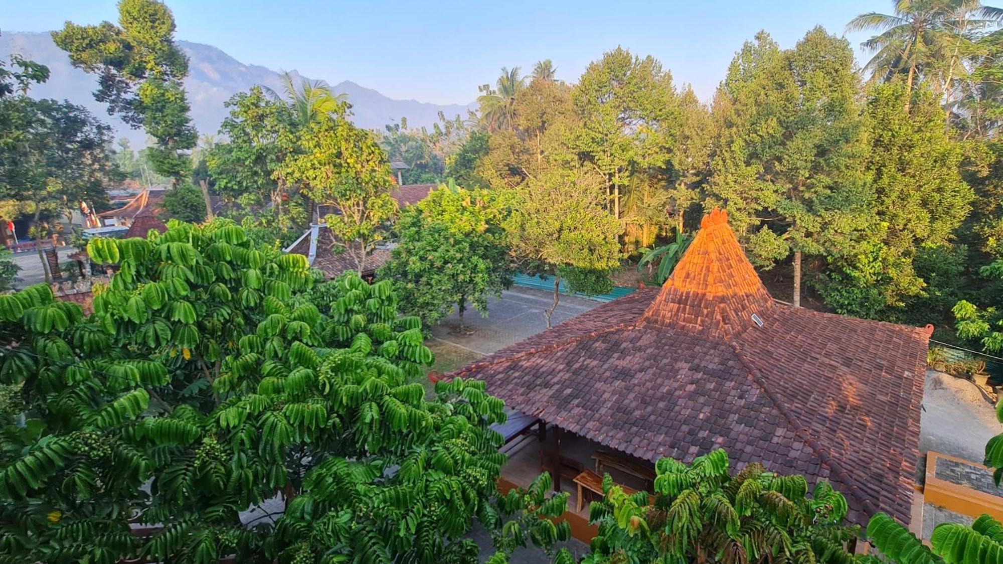 Anugrah Borobudur Magelang Extérieur photo